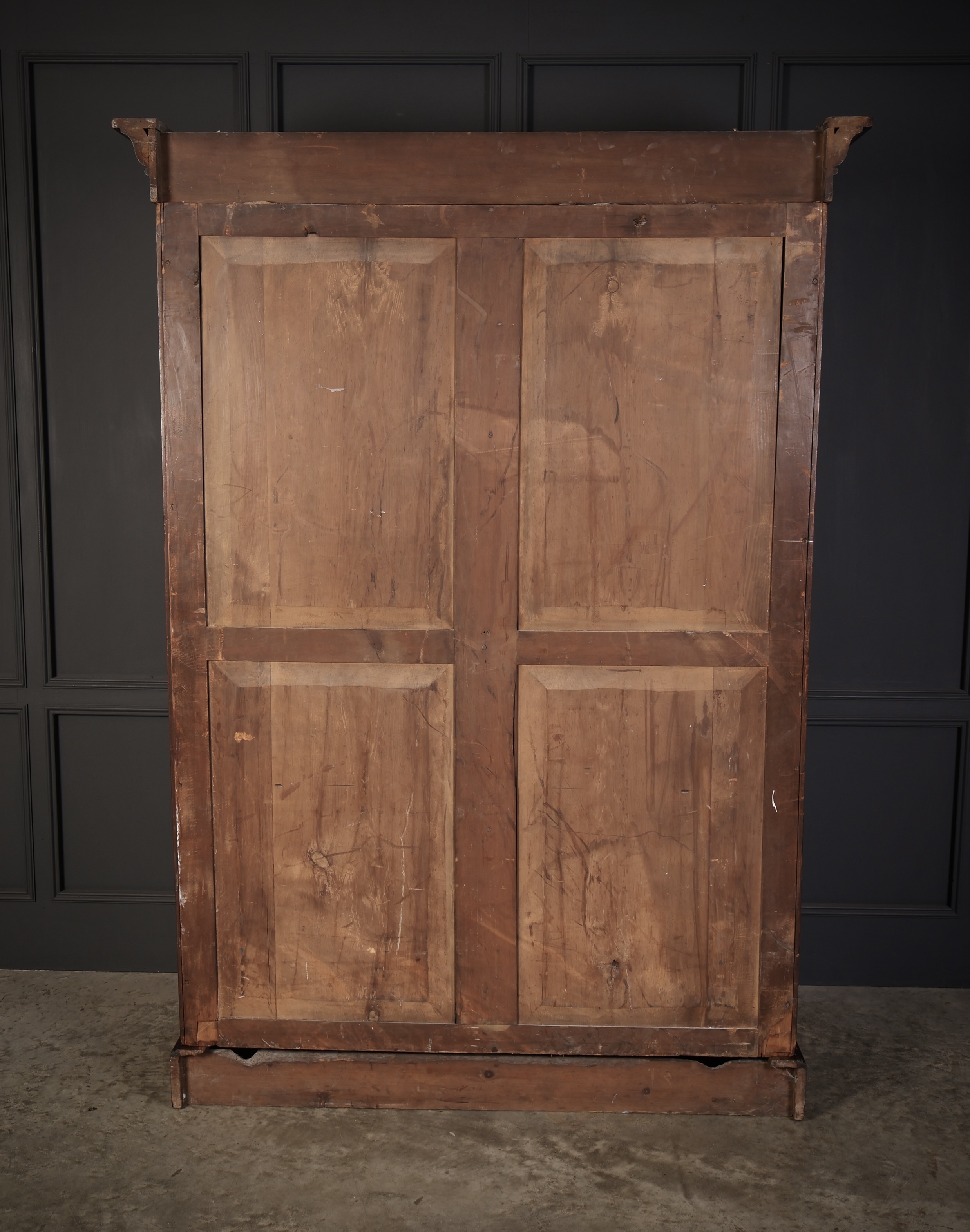 Victorian Mahogany Double Wardrobe - Image 12